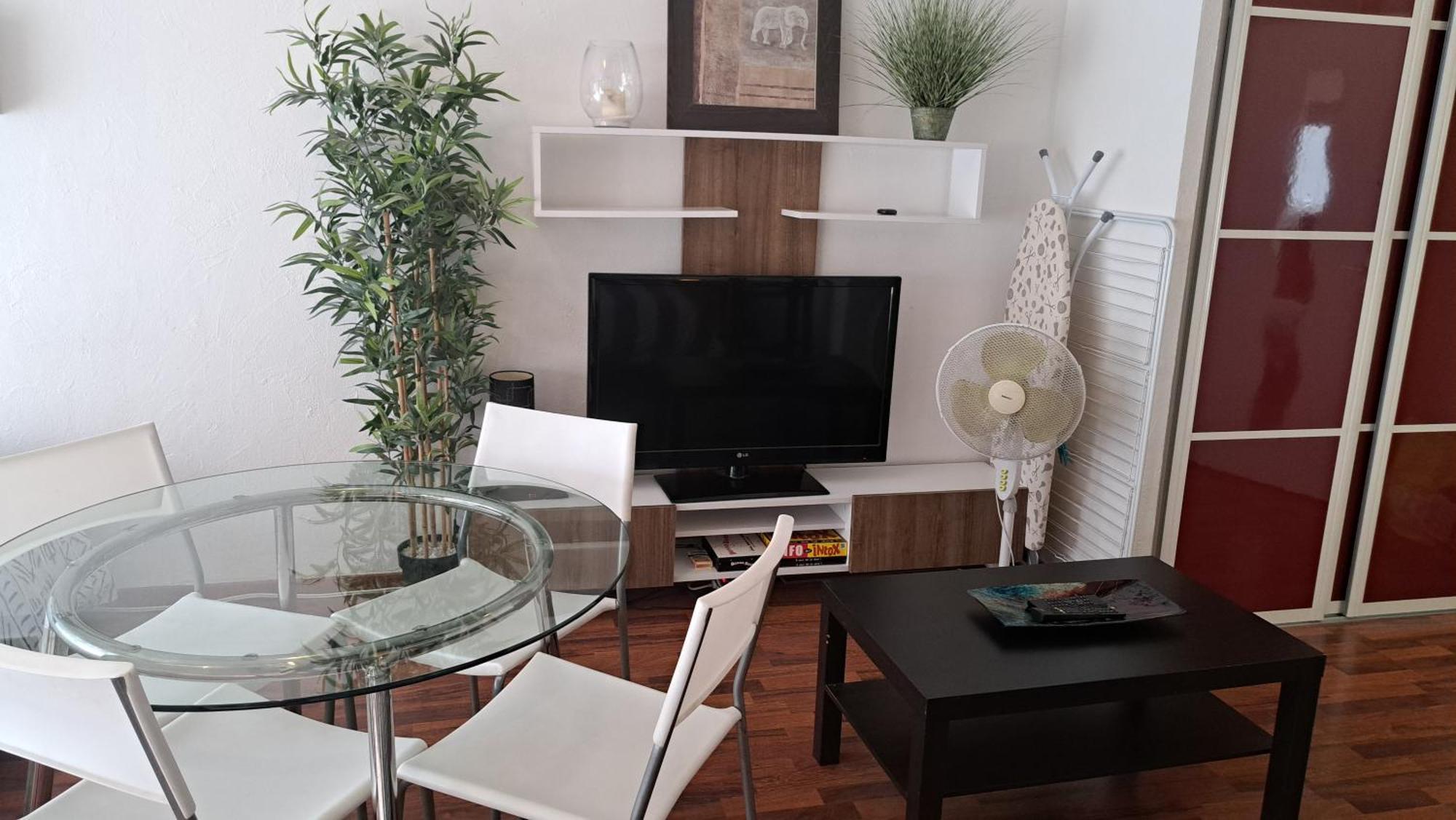 Studio Cosy 33 M² Limite Lyon. Parking Privatif. Bron Extérieur photo