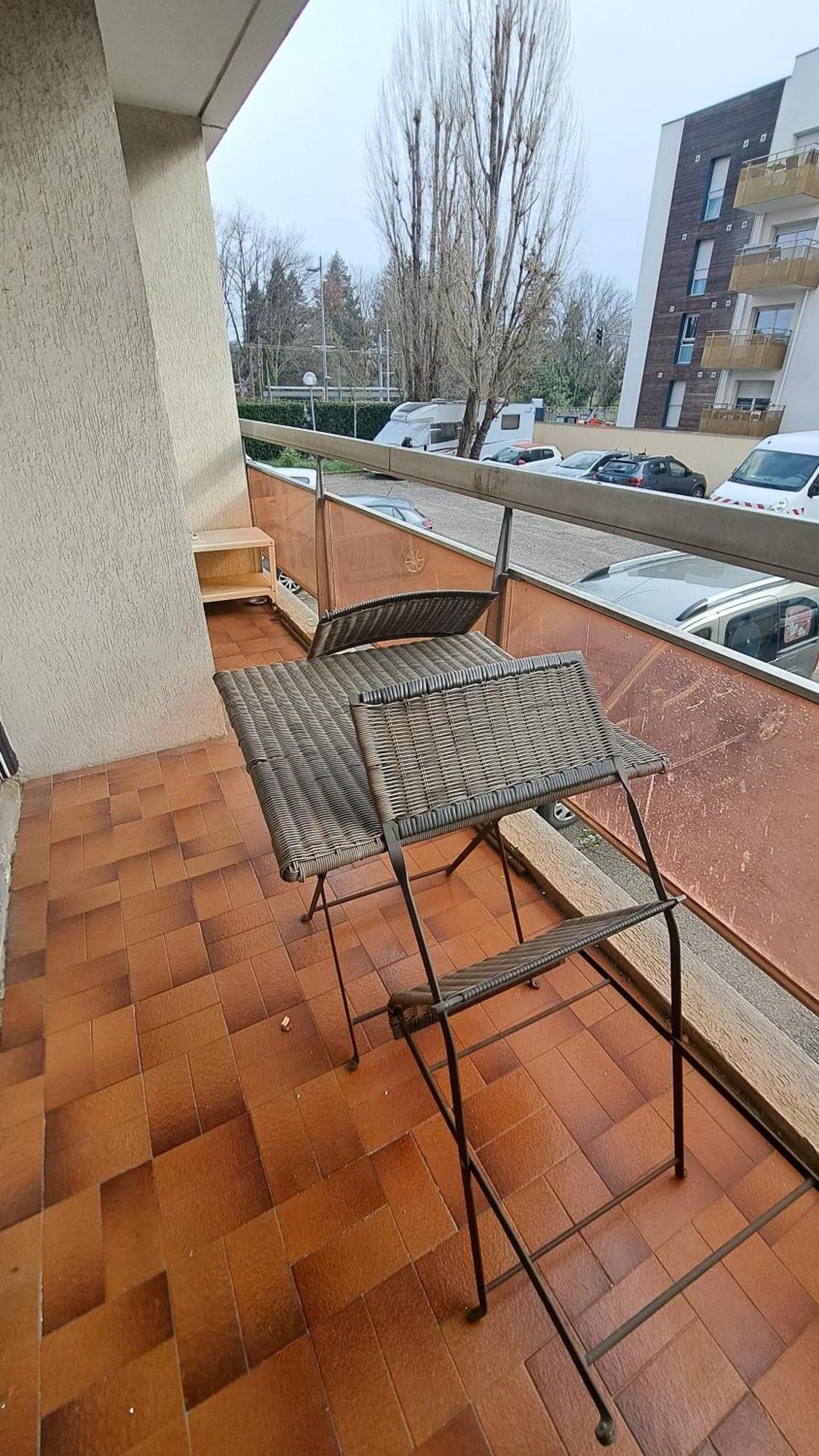 Studio Cosy 33 M² Limite Lyon. Parking Privatif. Bron Extérieur photo